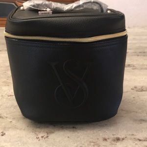 Victoria secret travel cosmetic case